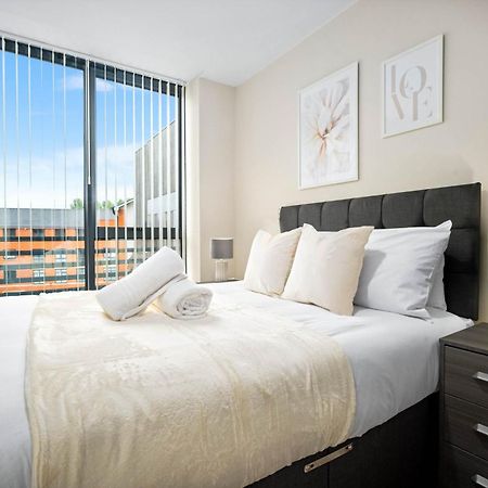 New Luxury Two Bedroom Apartment - City Centre - Netflix - Wifi - Top Rated - Jq 8Ah Birmingham Dış mekan fotoğraf