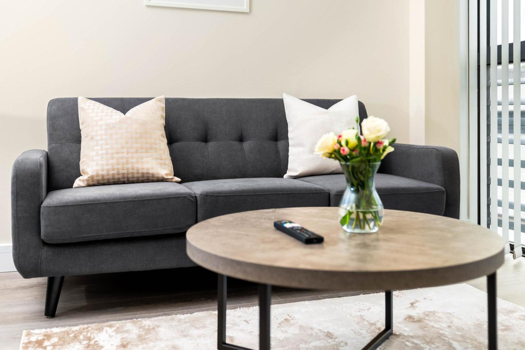 New Luxury Two Bedroom Apartment - City Centre - Netflix - Wifi - Top Rated - Jq 8Ah Birmingham Dış mekan fotoğraf