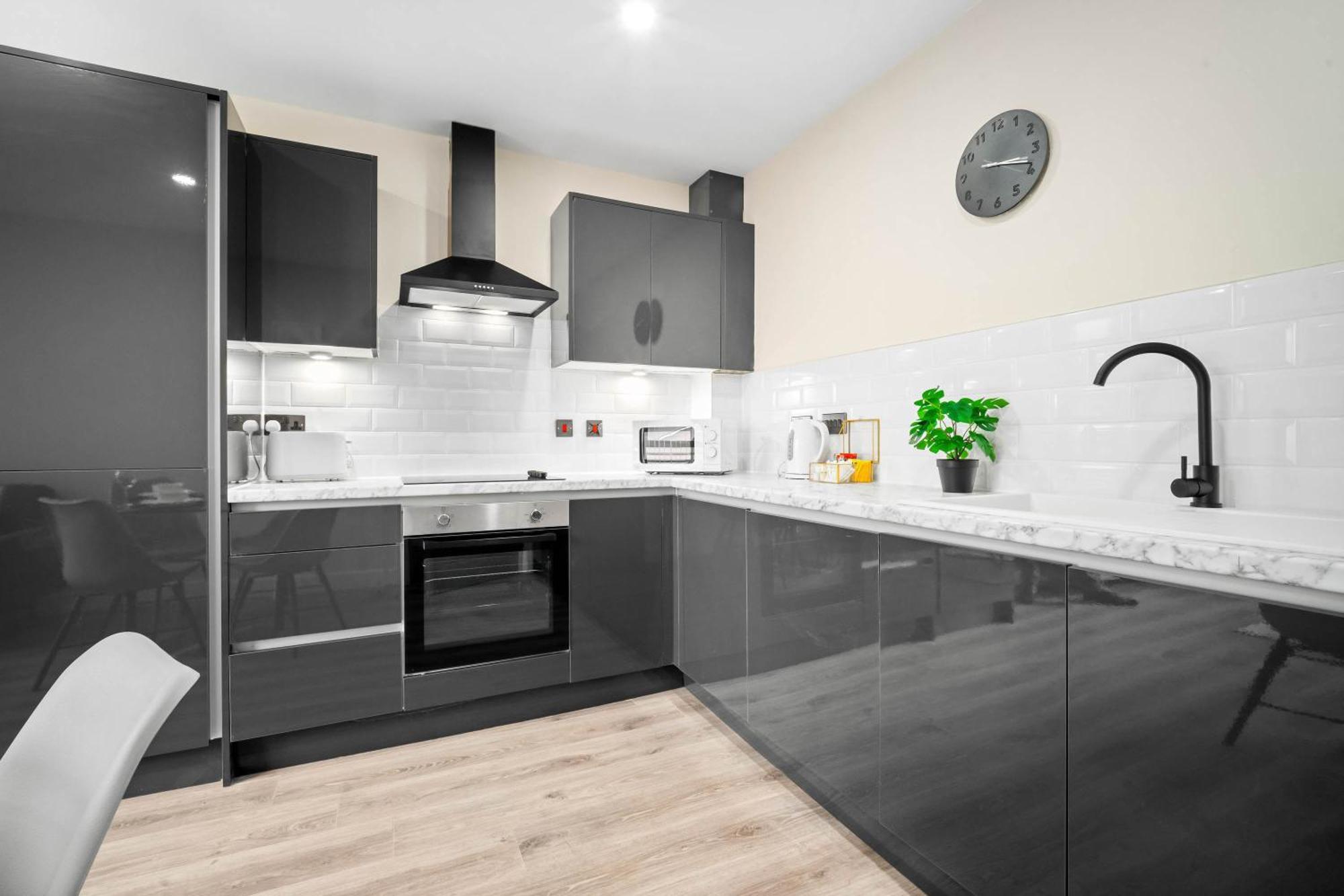 New Luxury Two Bedroom Apartment - City Centre - Netflix - Wifi - Top Rated - Jq 8Ah Birmingham Dış mekan fotoğraf